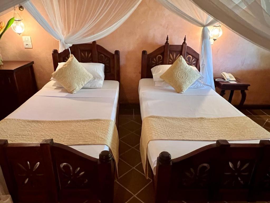 Hotel Club Dongwe Pingwe Esterno foto